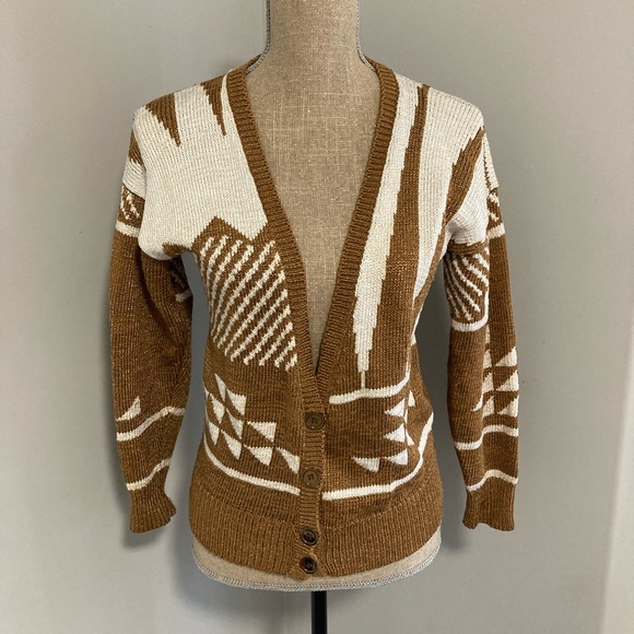 8s Cardigan Linda Allard 